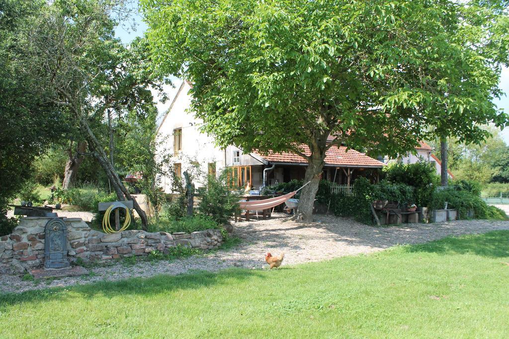Le Bon Coeur Bed & Breakfast Ygrande Bilik gambar